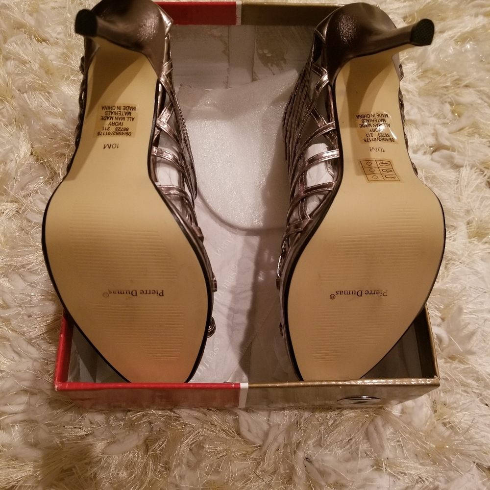 Shoes - Picture 3 of 6